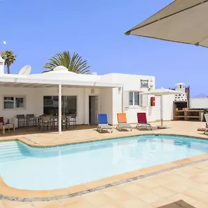 Aphrodite And Apollo 4 Bedroom , Puerto del Carmen (Lanzarote) Spain